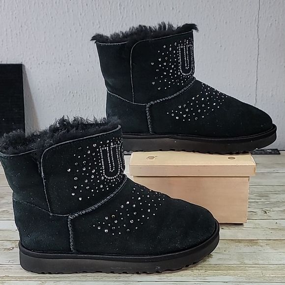Classic Ugg Gem Mini Size 6 Black & Sliver Super Cute Blinged Out Boots‎ - Picture 2 of 9